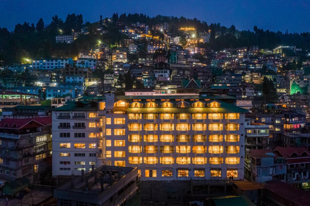 Udaan Himalayan Suites And Spa Дарджилинг Экстерьер фото